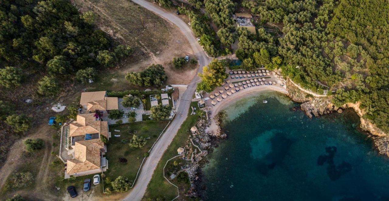 Aiora Suites Sívota Екстериор снимка