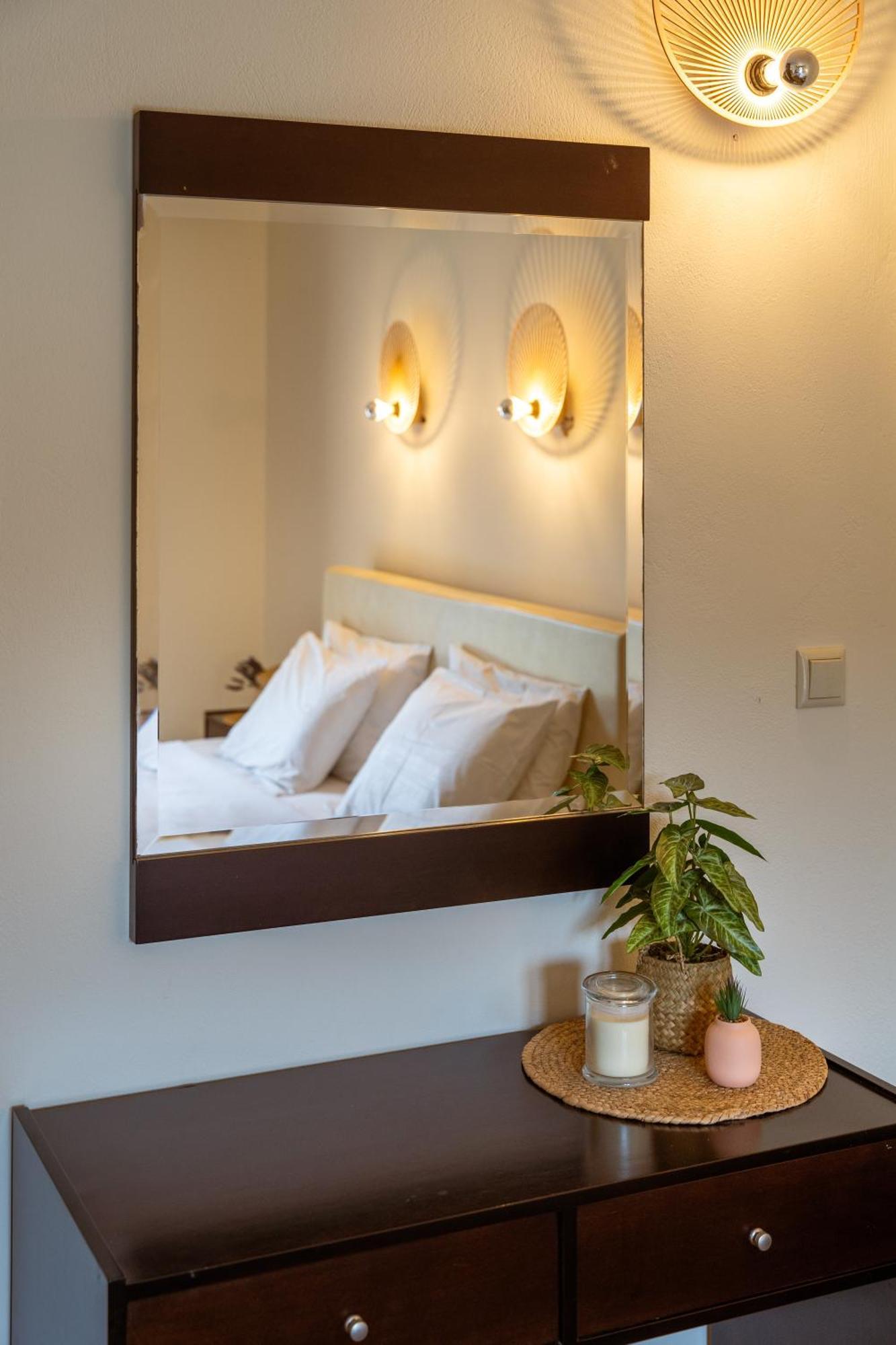 Aiora Suites Sívota Екстериор снимка